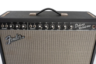 Used Fender '65 Deluxe Reverb Reissue 22-Watt 1x12" Guitar Amplifier 2004