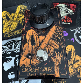 Does it Doom Doomsaw - HM-2 Chainsaw Distortion - Limited Edition Blood Spatter